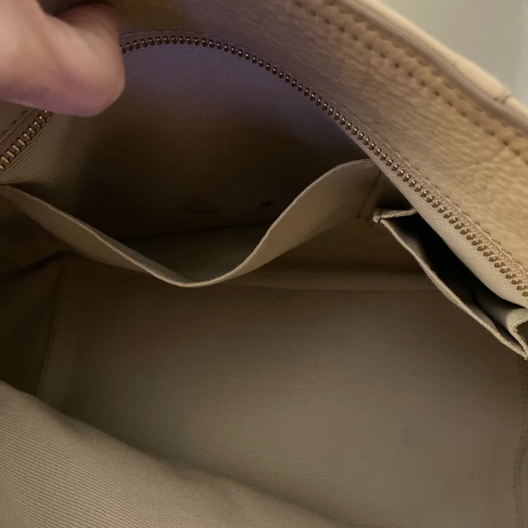 Salvatore Ferragamo Izzie Gancini Large Tote - Picture 12 of 15